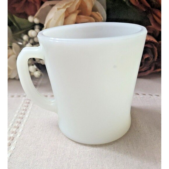 Anchor Hocking Fire King Milk Glass Mug - Picture 1 of 5